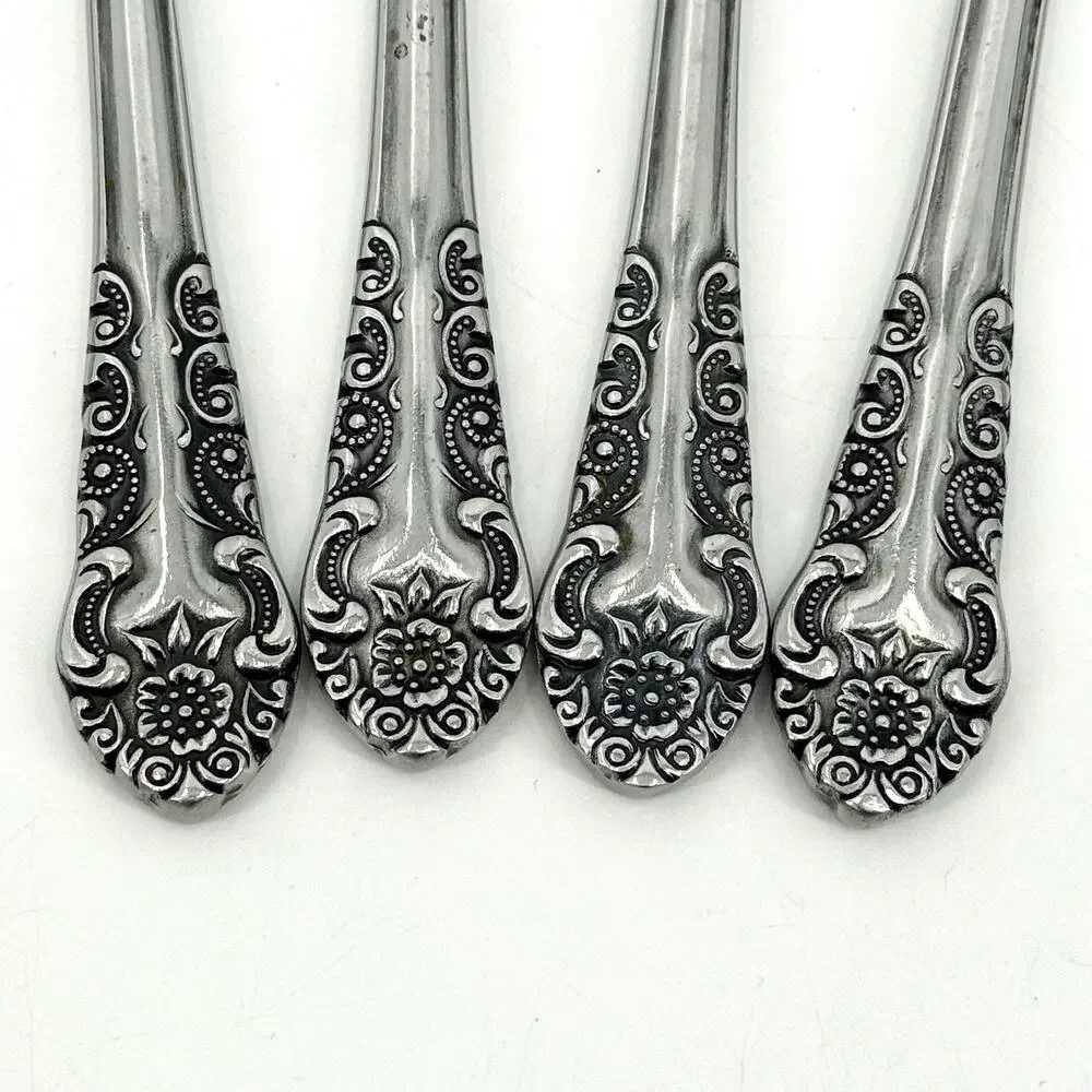 CONTINENTAL SILVER Voisin Stainless Flatware 4 Dinner Knives Ornate Floral
